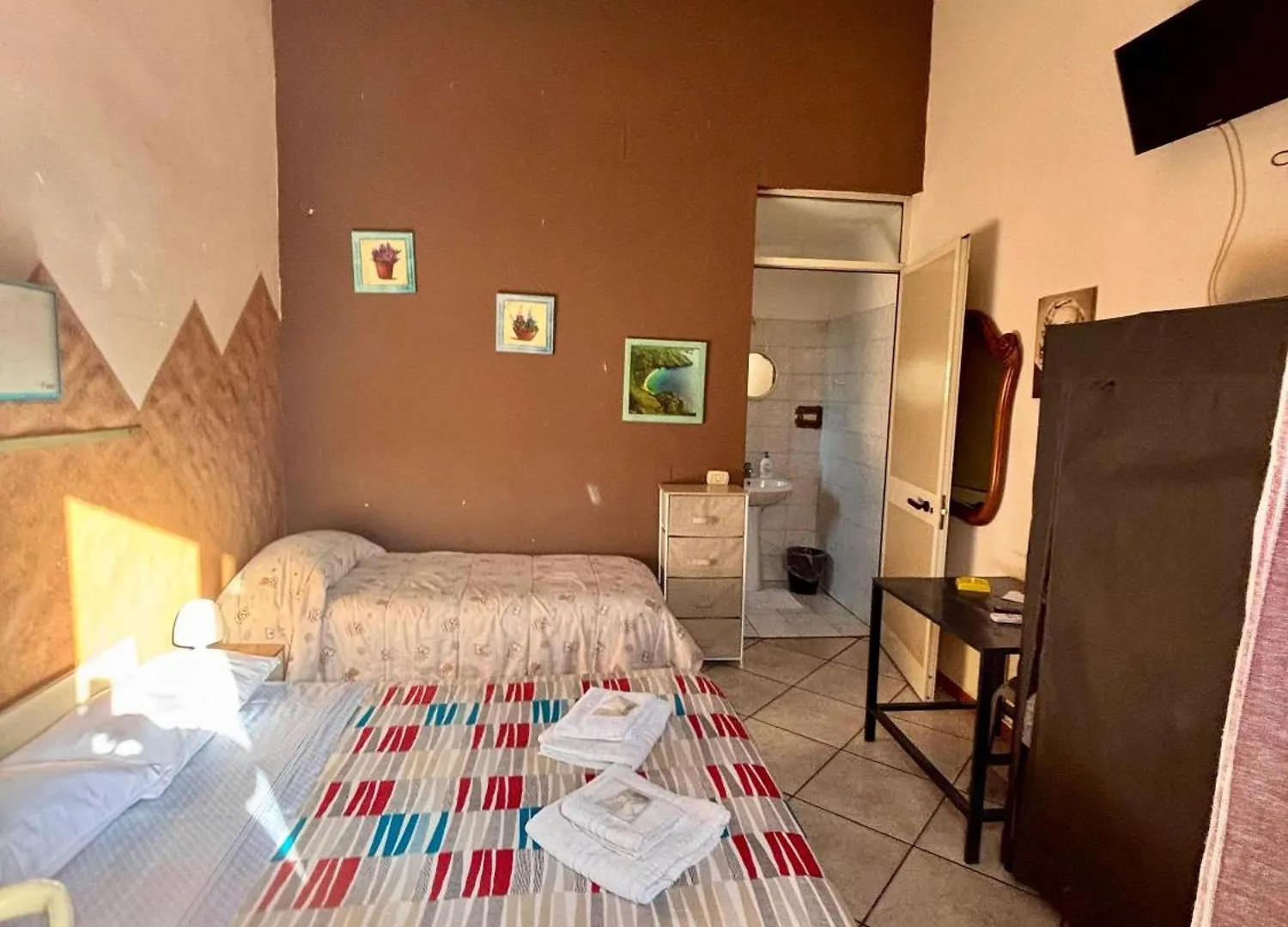 Room In Bb - Guest House In Acireale Santa Tecla 0*,