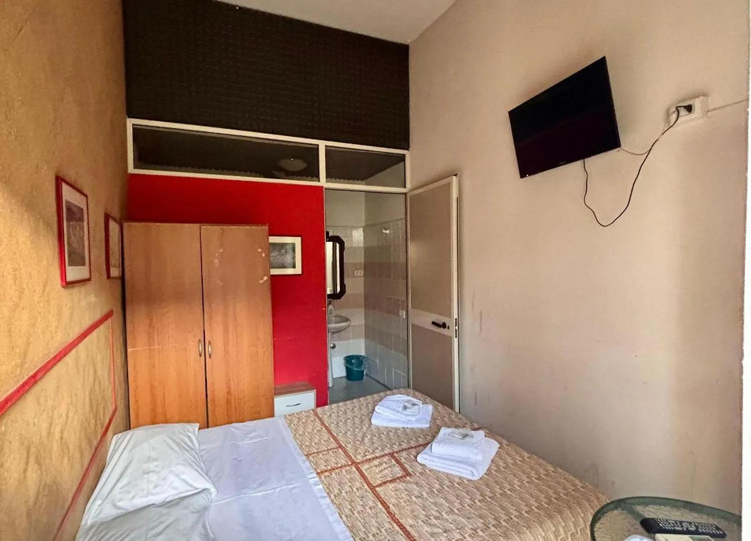Room In Bb - Guest House In Acireale Santa Tecla